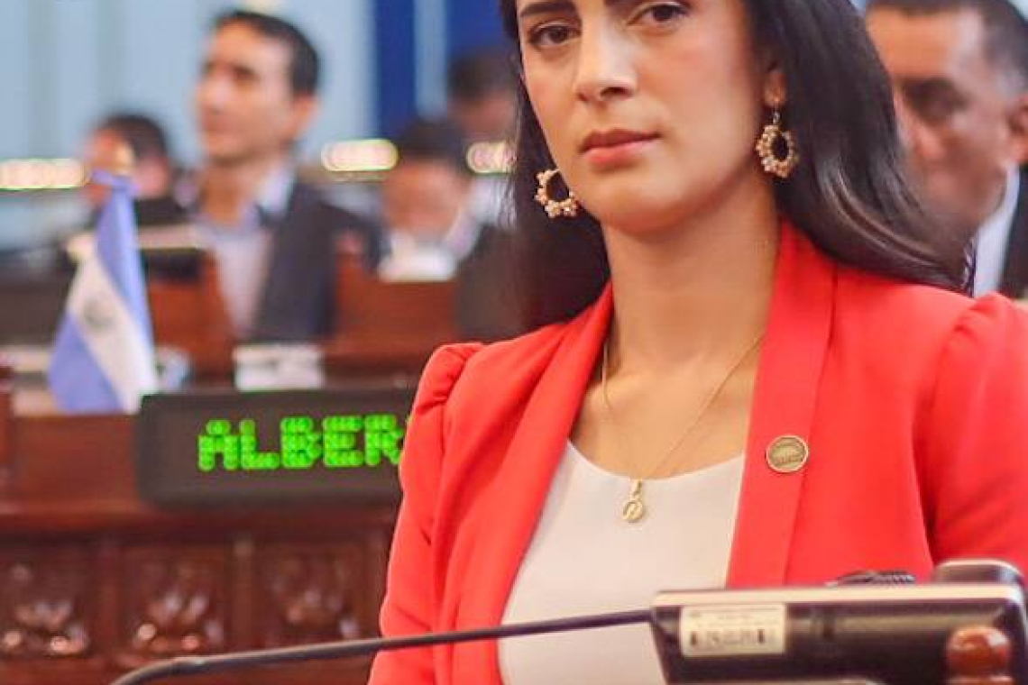 Diputada de la Asamblea Legislativa Claudia Ortiz 