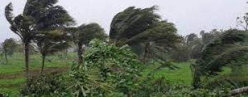 Al menos un muerto y cinco desaparecidos deja paso de ciclón en sur de Brasil